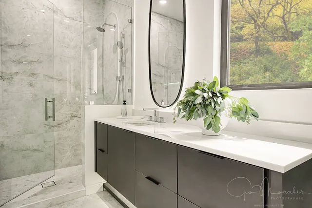 Dressing room & marble bathrooms, by Twice The Style