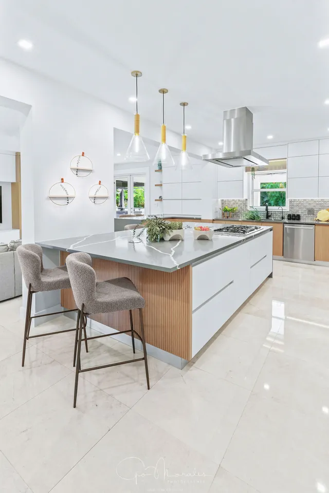 Open-plan kitchen and living, by Twice The Style