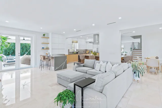 Open-plan kitchen and living, by Twice The Style