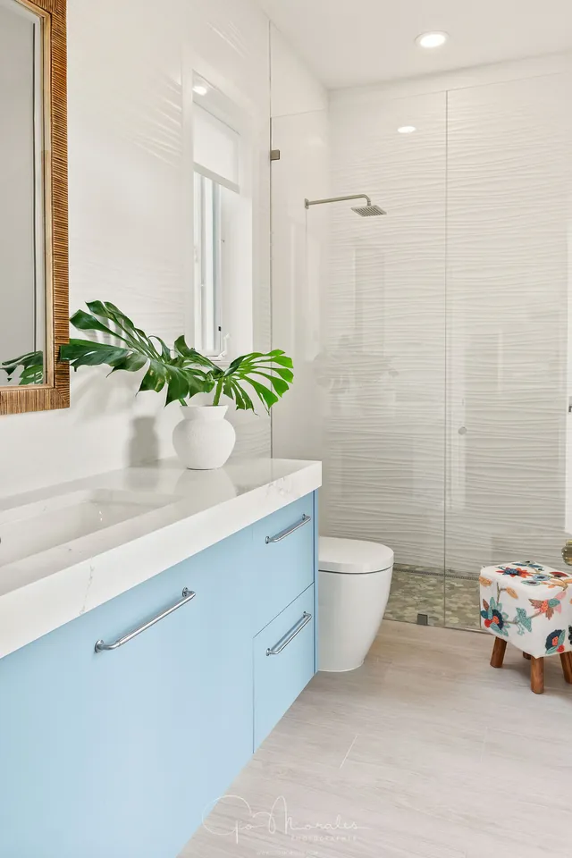 Bathrooms with a little colour, by Twice The Style